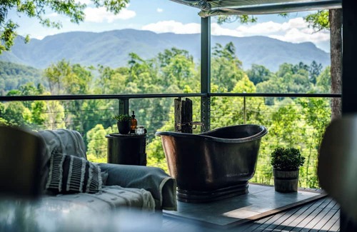 Gleniffer Haus | Soak up uninterrupted views of World Heritage Dorrigo National Park