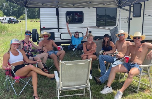 Cullman Wohnmobilvermietung | RV Camping Rock The South Walk to Rock The South 1/2 Mile To Entrance.