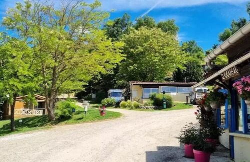 Durfort Wohnmobilvermietung | Campsite Le Bourdieu* - Cyrius Furnished Tent 4 people