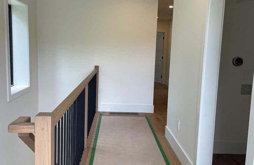 Dartmouth Haus | CharmingBrand new 3-bedroom house with WiFi and AC in peaceful Dartmouth.