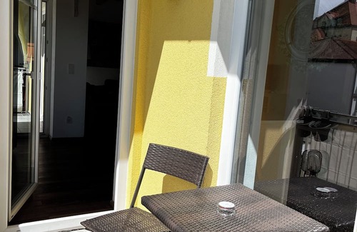 Tutzing Wohnung | Helle und Gemütliche 3-zimmer Dachgeschosswohnung in Seenähe