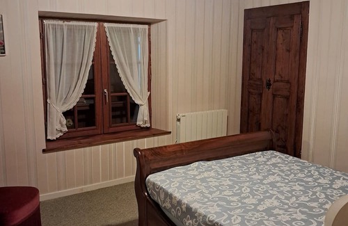 Attignat-Oncin Haus | Magnificent country house in a quiet, green setting
