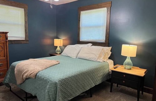 Maysville Sonstige | Relax after boating Lake Cumberland or enjoying Somernites Cruise In with the whole crew at our picturesque 100 acre Farm!