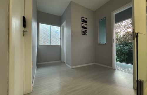 Capoeiras Haus | Quarto Confortável em Casa Grande