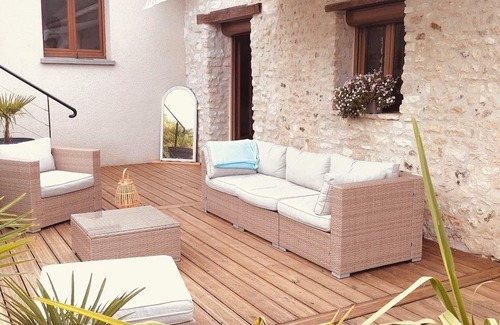 La Chaussee-d'Ivry Haus | Jolie Maison de Campagne à 3 Minutes à Pied du Golf Pour Vous Délasser !