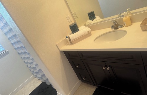 Manteca Haus | Very spacious fully furnished home for family & professionals.