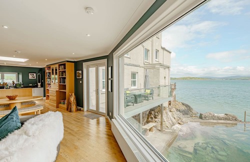 Sandyhills Hütte | Balcary Tower - a castle that sleeps 8 guests in 4 bedrooms