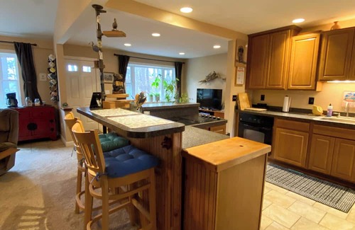 Tall Timbers Haus | Cozy home in idyllic Tall Timbers just a short walk to the Potomac River!