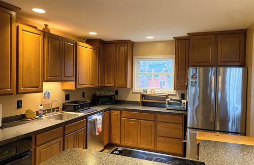 Tall Timbers Haus | Cozy home in idyllic Tall Timbers just a short walk to the Potomac River!