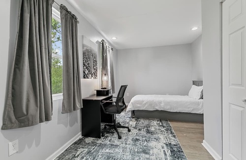 Woodbourne-McCabe Haus | Luxury Stay on Woodbourne