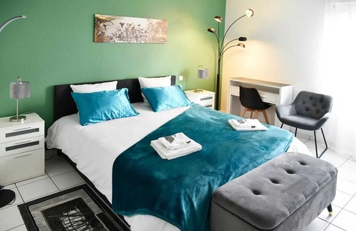 Amage Haus | Homerez - Big house for 10 ppl. with jacuzzi and terrace at Amage