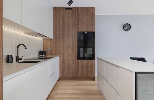 Katowice Wohnung | Bright Apartment With Parking by Renters