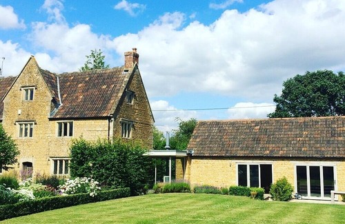 Shepton Mallet Haus | Beautiful and spacious period home in Somerset, 10 minutes from Glastonbury