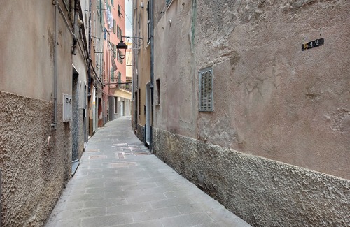Voltri Wohnung | Apartment 'Casa Rè A Due Passi Dal Mare' with Wi-Fi