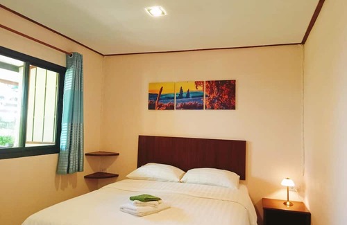 Ko Lanta Haus | Private Apartment at Co-working Space on Koh Lanta