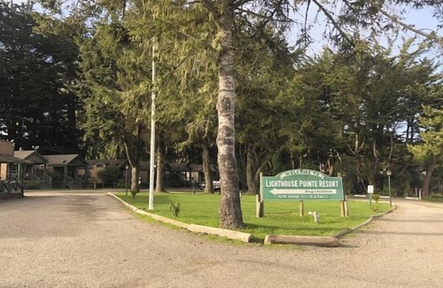 Point Arena Resort | Luxury one bedroom and one bathroom unit with full amenities