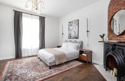 Windsor Park Haus | Windsor Manor, Beautiful Space with Great Rates