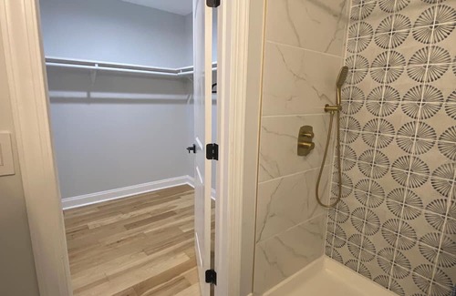 Moravia-Walther Haus | Close to all major universities and Hospitals in Baltimore. Perfect for family.