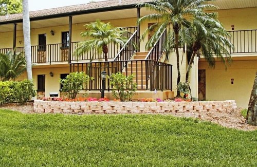 Joel Resort | Luxury one bedroom and one bathroom unit with full amenities
