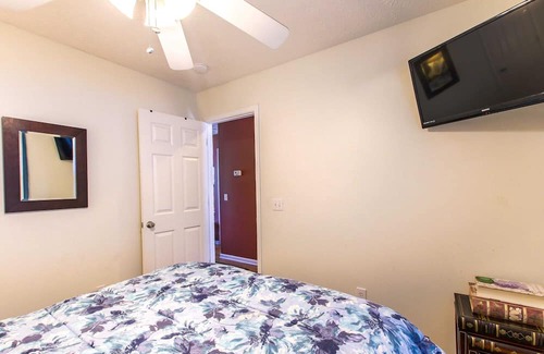 Leesburg Haus | House #12 Sweet Home Alabama ( pet friendly) Pool View