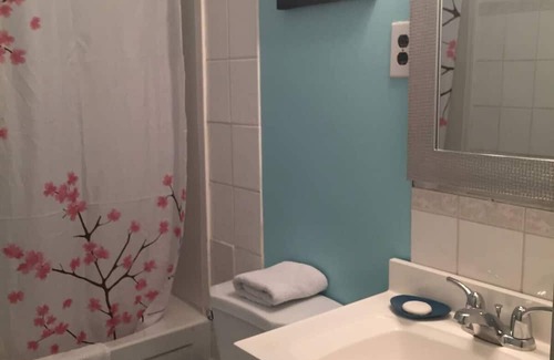 Calgary Haus | 15minutes to Stampede Park! Family-sized 2 Bedroom Suite