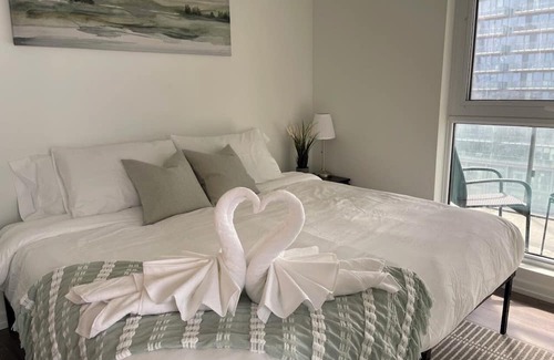 Vaughan Wohnung | Wonderland apartment in Vaughan