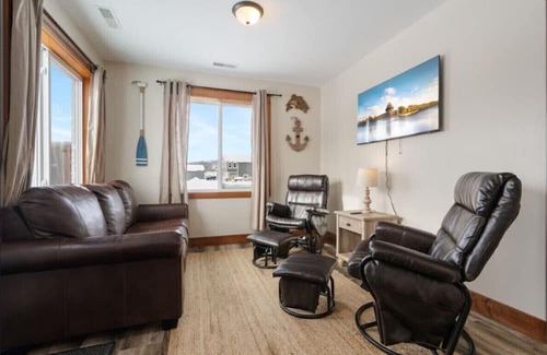 Houghton Haus | Cabins 3 & 4 - Pontoon boat, snowmobile rentals available next door!