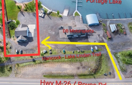 Houghton Haus | Cabins 3 & 4 - Pontoon boat, snowmobile rentals available next door!