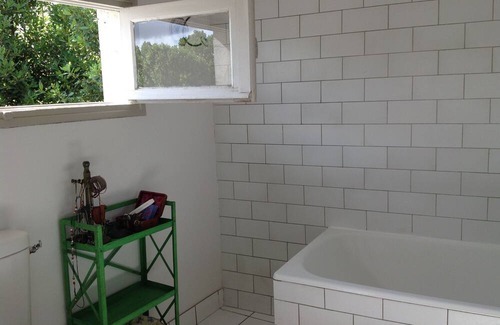 Combat Haus | Your Country Home in Paris !