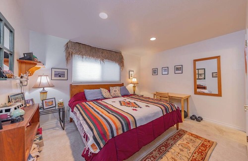 Ojai Haus | Ojai Home in downtown NEW LISTING DISCOUNT! 2 bedrooms - sleeps 4 - 2bathrooms