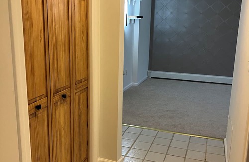 Stamford Wohnung | Newly renovated 1bd clean and bright apartment close to train! Soon furnished.