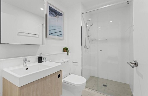 Newstead Wohnung | Cityscape 2-Bed with Pool, Gym & Secure Parking