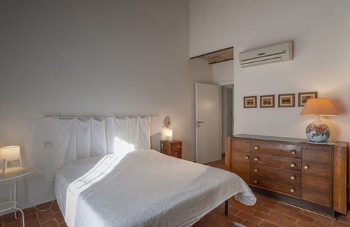 Laterina Wohnung | Beautiful apartment with pool, A/C, WIFI, TV, panoramic view and parking, close to Arezzo