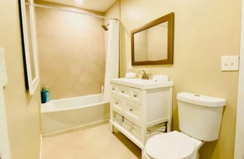 Kettering Haus | Friends & Family Oakwood-Kettering, UD Home 2Bd2Ba