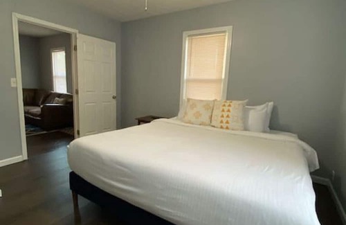 Kettering Haus | Friends & Family Oakwood-Kettering, UD Home 2Bd2Ba