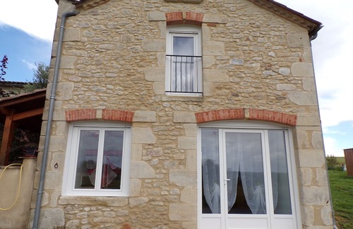 Dieulivol Haus | Holiday Home 'Gîte La Grange' with Shared Pool, Private Terrace and Air Conditioning