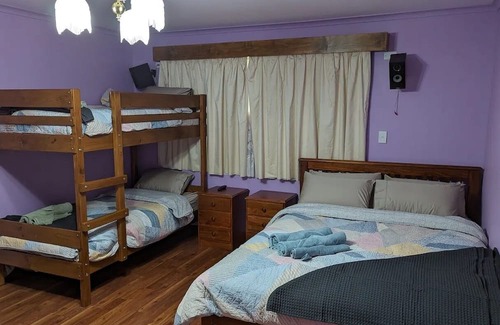 Grindelwald Hütte | A comfortable and charming granny flat in Swiss village of Tasmania.