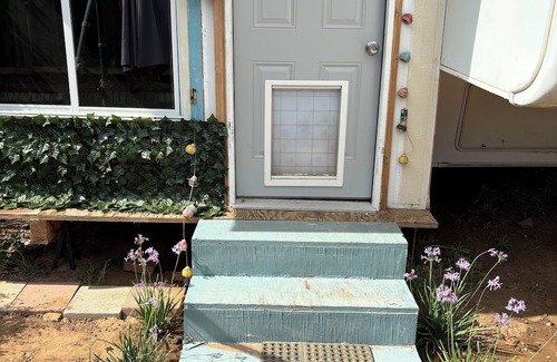 Hemet Haus | Daisy Dukes Unique & Fun Private Custom Home on Horse Ranch!