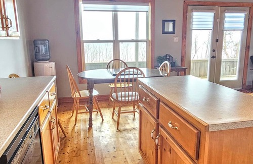 Prince County Hütte | Three Bedroom Ocean View Cottage in Kildare PEI