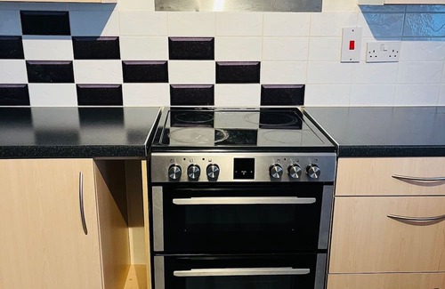 Heath Wohnung | Brilliant Apartment on the ground floor, stunning and spacious reception.