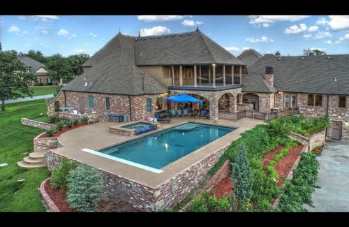 Sperry Haus | Lake View with pool