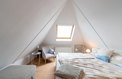 Municipality of Zwartewaterland Haus | Cozy Holiday Home in Hasselt Near By The Water