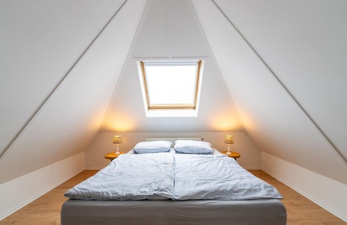 Municipality of Zwartewaterland Haus | Cozy Holiday Home in Hasselt Near By The Water