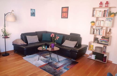 Untere Au Wohnung | City Vibes & Riverside Retreat: Best of Both Worlds in Central Munich!