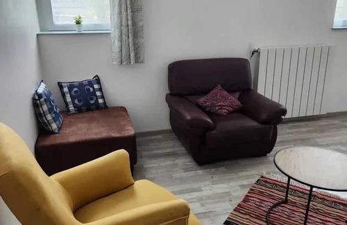 Roucy Wohnung | Homerez - Apartment in Roucy with garden