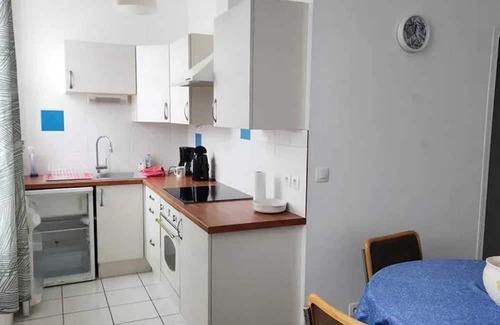 Roucy Wohnung | Homerez - Apartment in Roucy with garden