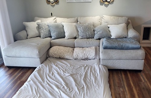 Nashport Haus | Lakefront house with one of the best views on Buckeye Lake. Dock Included.