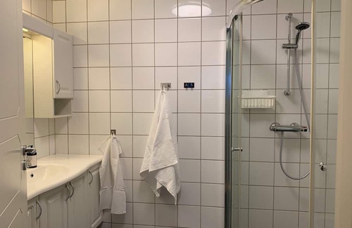 Strand Municipality Wohnung | Flott Leilighet Midt i Havna på Jørpeland! 12min fra Preikestolen Parkeringen