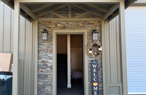 Rio Vista Haus | NEW Delta Home for Larger Groups