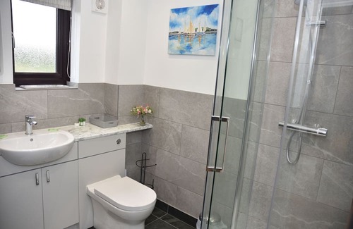 Stanton Drew Wohnung | Private Guest Suite Chew Valley. King Bed near Bath, Bristol, Wells & Cheddar